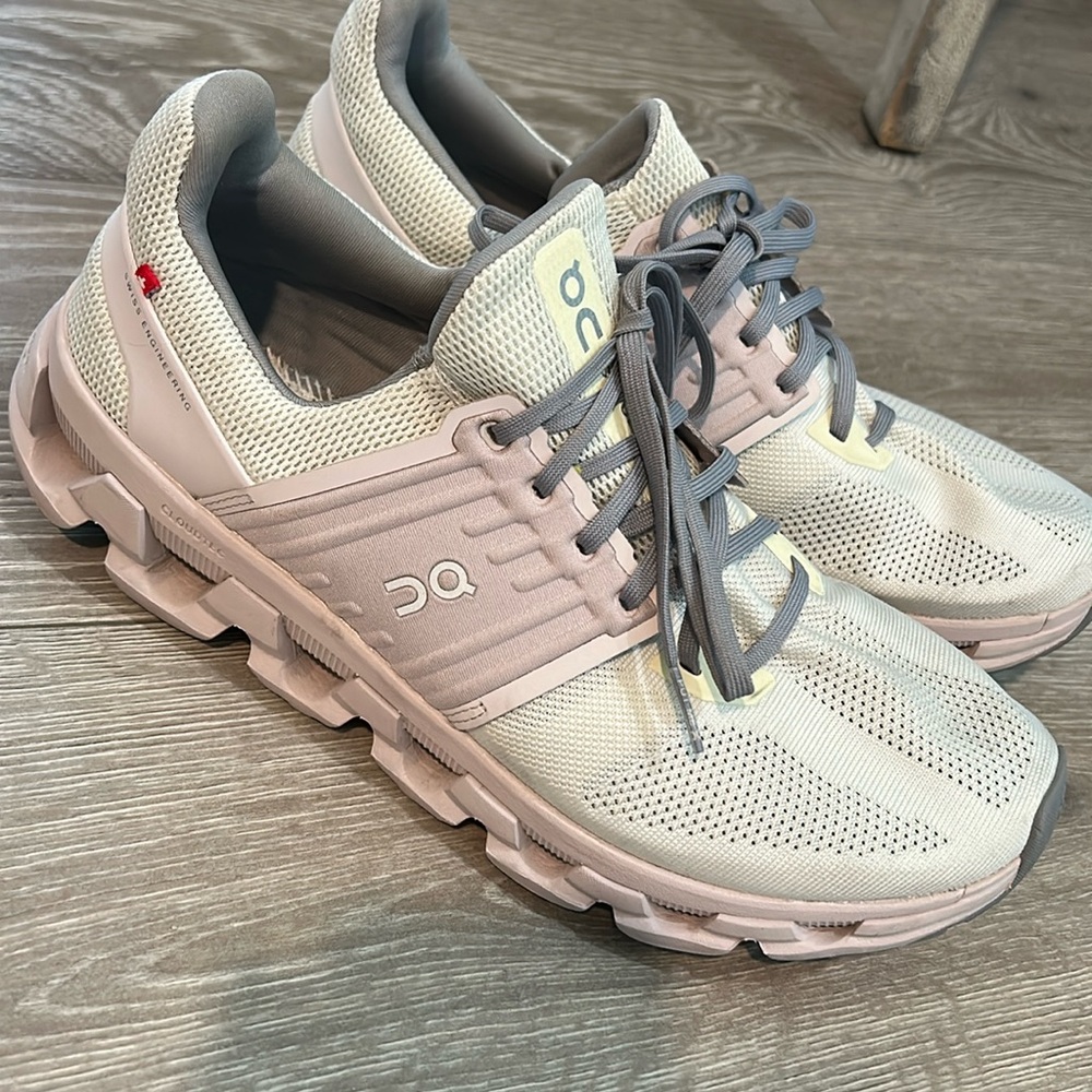 ON RUNNING CLOUDTEC SNEAKERS